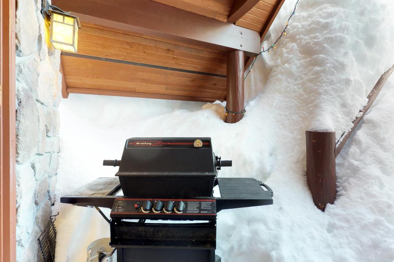 Polar Peak Villa Big White Dış mekan fotoğraf
